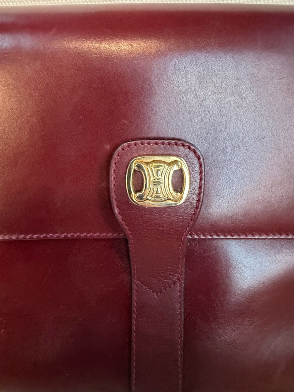 Celine Burgundy Shoulder Bag with Gold-Tone Clasp - Picture 3 of 13